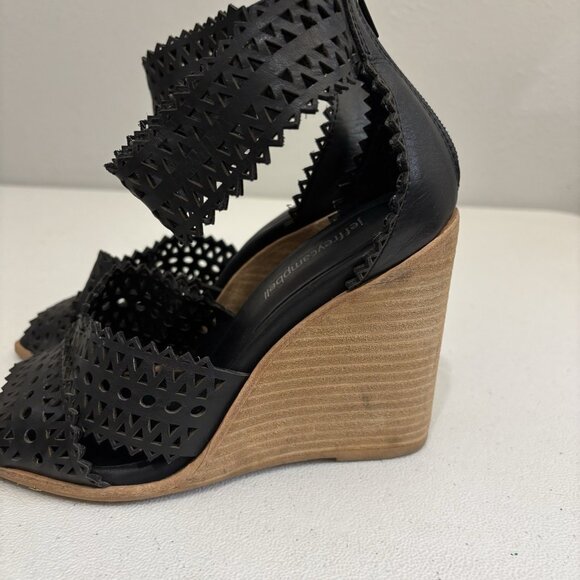 JEFFREY CAMPBELL Sz 7.5 BESANTE CLARA PERFORATED WEDGE SANDAL - Picture 5 of 12